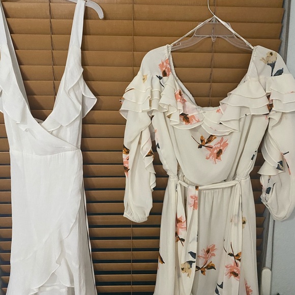 2 Essue Sundresses - Picture 2 of 2